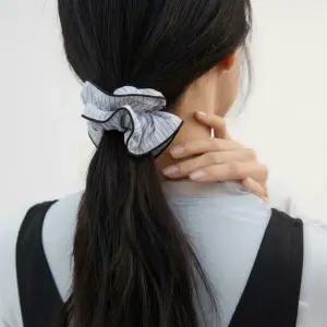 아트박스/신상오픈런 여성용 파스텔 컬러 스트라이프 배색 머리끈