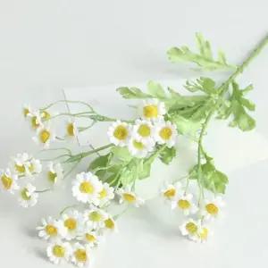 카모마일 인조꽃 차분한 분위기 연출 장식 소프트룩