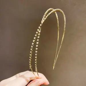 [셀러에이드]스트랩 큐빅 머리띠 심플 헤어밴드 비즈 데일리