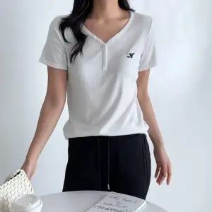 여성 3컬러 데일리 브이넥 단추 반팔티셔츠 여름티