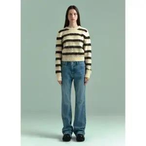 [롯데백화점]플랙 플랙진 여성 블리치 플레어 데님팬츠 M63 (PJTH5LCM635)