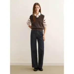 [갤러리아] [시스티나]모던 브이넥 니트 베스트 ASKVTP31010