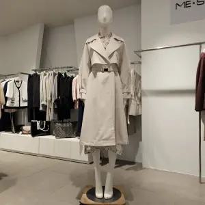[대구백화점] [미센스]옵션벨트뒷밴딩트렌치코트(MB52BBM101A)
