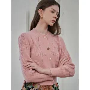 [하프클럽/]볼륨 퍼프 세미 크롭 라운드넥 가디건 LN02CD770