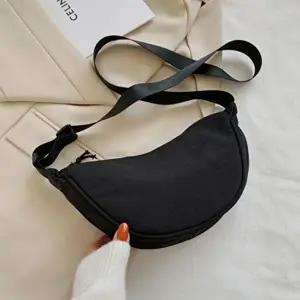 남녀공용 미니 반달 쉐입 DHH-G69 크로스백 (KYR-WA3C6A2)