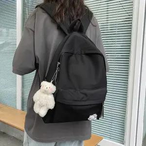 베이직한 캐쥬얼 학생백팩 중_고등학생 곰돌이키링 uKt5+9pSe