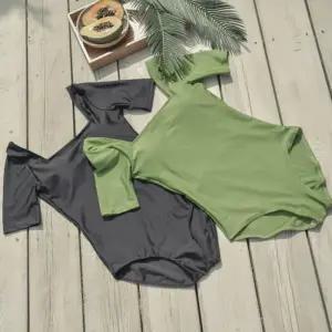 여자 여름 심플 슬렌더 블랙 원피스 수영복_3