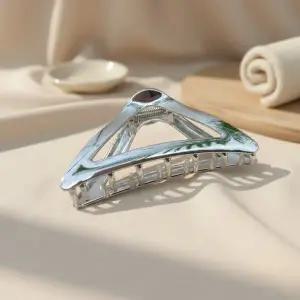 [신세계라이브쇼핑][옷자락] 여성 데일리 오피스 핀 메탈 진주 웨이브 집게