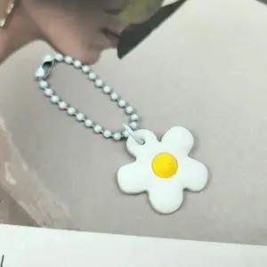 키홀더 인기 화이트 플라워 컬러 키링 꽃 데이