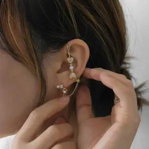 하트 진주 피어싱 귀걸이 유니크악세서리 일상용