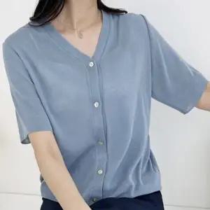 여성 여자 브이넥 반팔 가디건 봄 여름 컬러 무지 기본 베이직 데일리 오피스 정장 데이트 일상 심플 캐주