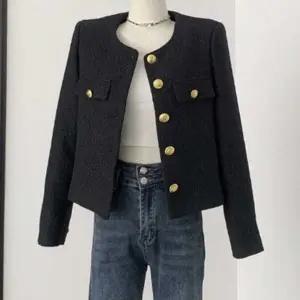 여성자켓 숏재킷 라운드넥자켓 가을 자켓 봄자켓 버튼 봄 슬림핏 금장자켓