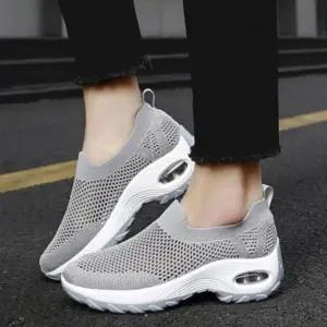 여름 메쉬 발편한 여성 니트 운동화 런닝화 워킹화 슬립온