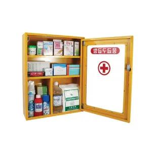 응급 상황을 미리 대처하는 벽에 거는 응급 구급함
