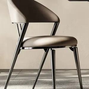 편한식탁의자 식탁의자 예쁜 거실 밝은 가죽 편한 의자 카페