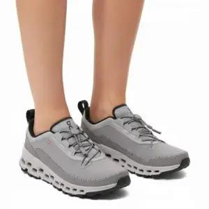 MUST IT_ 25FW 클라우드어웨이 2 운동화 스니커즈 3WE30082566