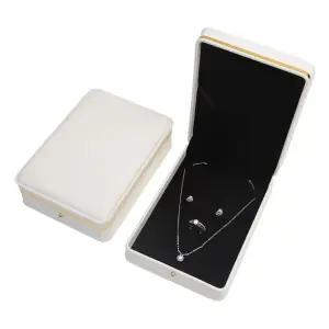 하드케이스 신상 추천제품 중세트 화이트 주얼리