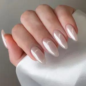 화이트 프레스 온 네일 미디엄 아몬드 페이크 디자인 펄 페이스 매니큐어 풀 커버 크롬 귀여운 아크릴 인공