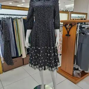 [앤디스클라인]도트  꽃자수  OP