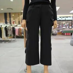 [에고이스트] 와펜포인트 아웃포켓 와이드핏 팬츠 ER2WP-860