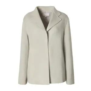 [롯데백화점]엠씨 멋스러운 핸드메이드 재킷C34J151