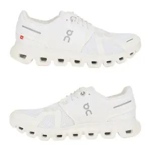 온러닝 25FW 여성 클라우드 6 스니커즈 화이트 3WF1006 1200