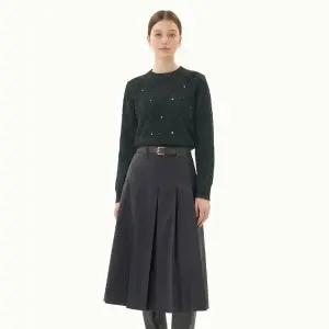 [케네스레이디](신세계 사우스시티)[BYLYNN] 플리츠 레더벨트 롱 스커트 EWSKOK0200