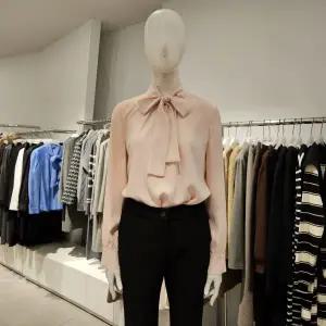 [대구백화점] [미센스]제천타이하이넥턱장식블라우스(MB4YBLM101D)