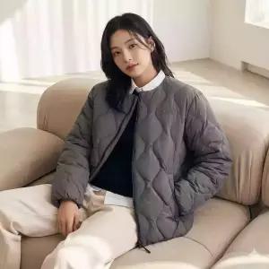 디스커버리 discoveryexpedition 유니 픽토르U 뉴퀼팅 다운 경량패딩 (DGREY)