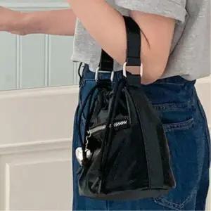 귀여운 버킷백 미니 토트백 크로스백 캐주얼크로스백 여행용크로스백 폰크로스백