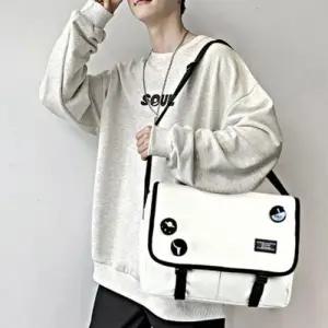 베이직 디자인 뱃지 포인트 남여공용 메신져 크로스백 WFCDDAC