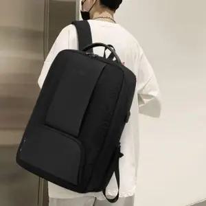 USB포트 출근백팩 고퀄리티 방수 대용량 백백 WF79E7A