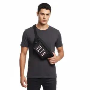 공용 VLTN 로고 벨트백 2Y2B0B94 KIP N78