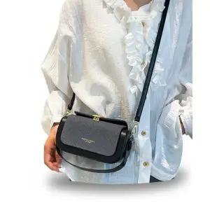 CMB41F8여성 하객 스타일 패브릭 가죽 조합 미니 크로스백 핸들 가방