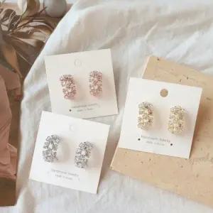 [신세계라이브쇼핑][옷자락] 여성 심플 데일리 귀걸이 고급스러운 블링포인트