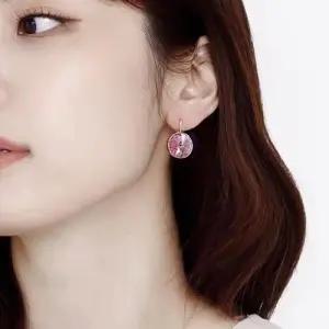 오스트리아 크리스탈 14mm 서클 귀걸이 라이트로즈 WFFGUTT