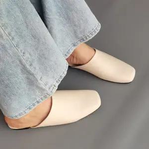 모던 패션슈즈 블로퍼 캐주얼 사각코 여성