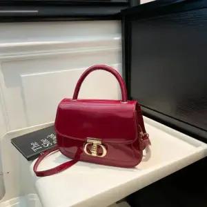 팽블몰 여사친 가을 캐주얼 슬림핏 스퀘어백 크로스백 잠금 HO3