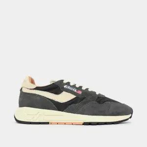 오트리 26SS 릴윈드 스웨이드 나일론 로우 남성 스니커즈 WWLM UP04