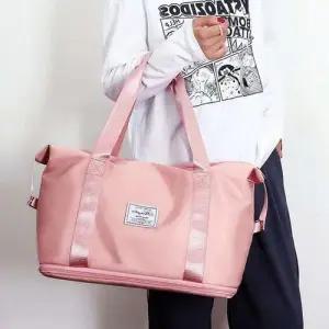 편한 대용량 확장 스포츠백 WFFOD8C