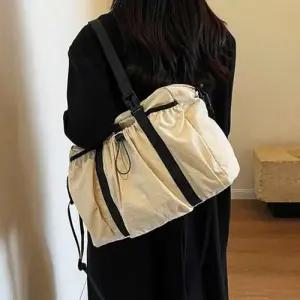 편한 포켓 숄더백 남녀공용 크로스 스트링 WFFO9OT