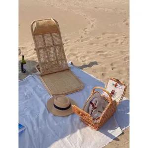 야외 라탄 선베드 테라스 정원 수영장 풀빌라 카페