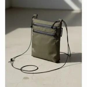 라이트웨이 LITEWAY 트래블 월렛 X-PAC 여행용 여권 지갑 올리브