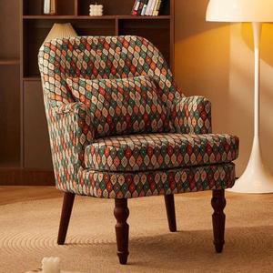 엔틱 윙체어 북유럽 1인 안락의자 패턴 고딕 창문 소파 거실