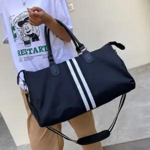 남여공용 심플 보스턴백 여행가방 1박2일 신발 포켓 yYt8+3iaz