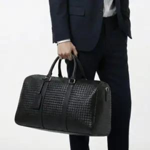 기내용 여행가방 위켄드 가죽 무늬