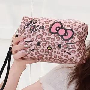 헬로키티 호피 사각 파우치 103098치 치백 멀티치 소품치 화장품치 치주머니 치가방