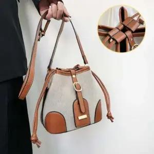 앞면 버클 장식 샌들 크로스 숄더백 여성용 일상가방