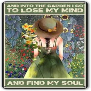 재미있고 속으로 나는 정원에 간다 금속 표지판 마당 뒷마당 파티오 현관 장식을 위한 여성 정원 선물