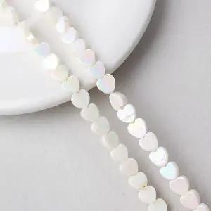 비즈아이 [6128-03]자개 민물패 하트 세로홀 6mm 화이트오로라 ,반줄(약28개)